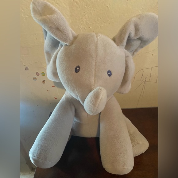Peekaboo Elephant - Picture 1 of 4